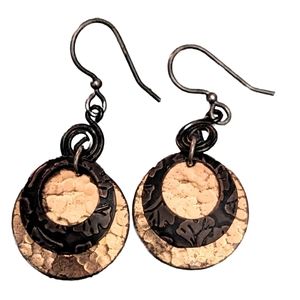 Vintage Hammered Copper Tone & Dark Brown Leaf Pattern Engraved Circle Earrings